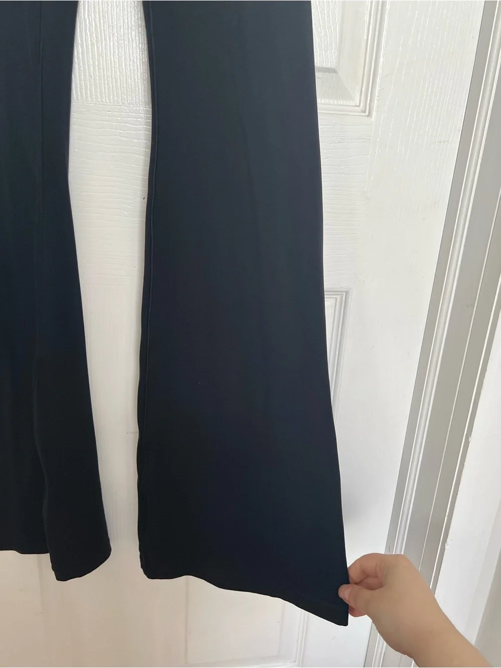 OFFLINE By Aerie Real Me High Waisted Crossover Black Flare Legging Sz Medium - Picture 6 of 10